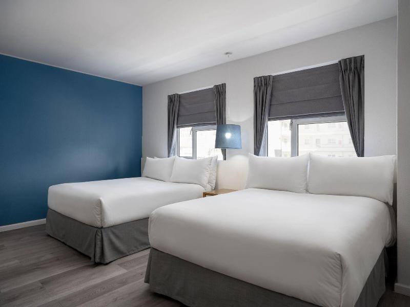 Protea Hotel Cape Town Sea Point image
