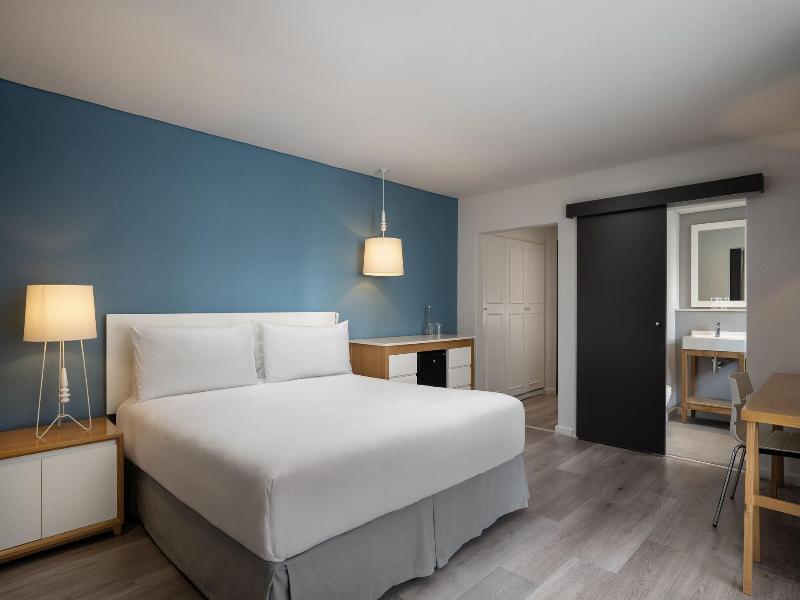 Protea Hotel Cape Town Sea Point image