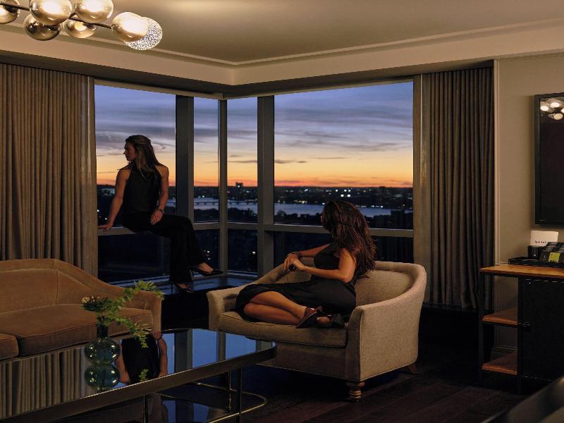 Hotel Aka Boston Common image