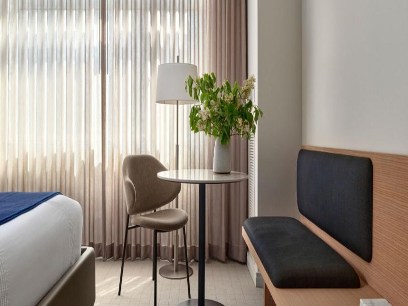 Hotel Aka Boston Common image