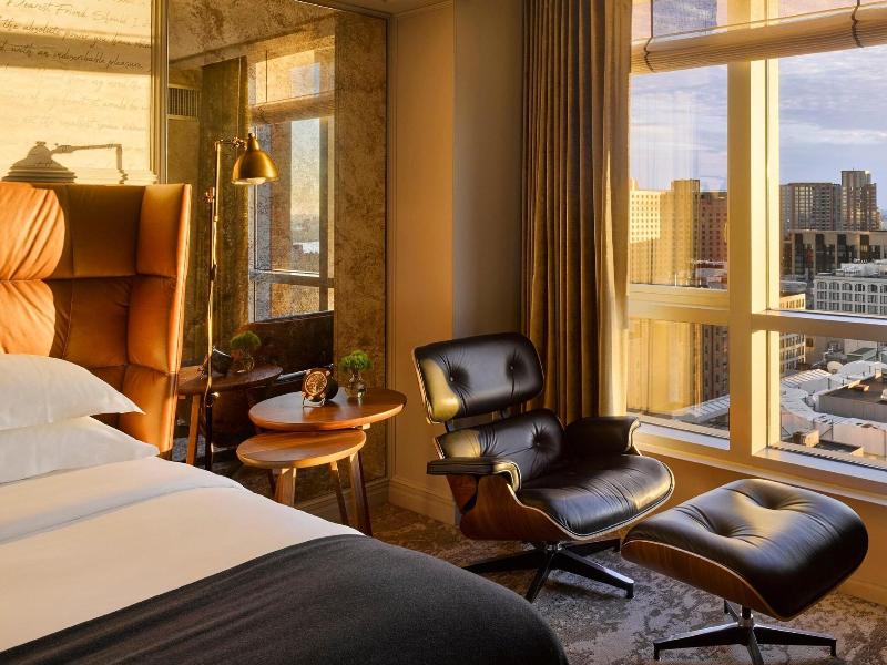 Hotel Aka Boston Common image