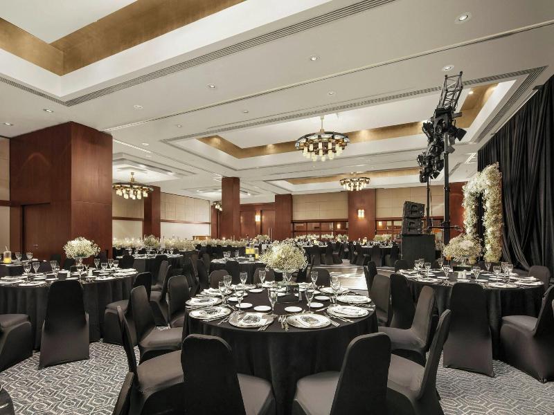 Sheraton Istanbul Levent image