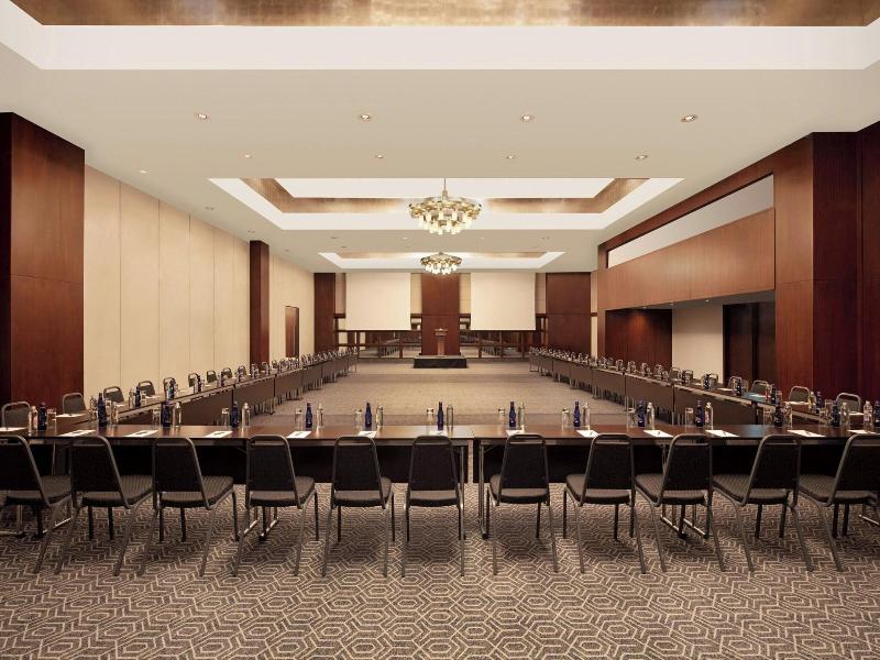 Sheraton Istanbul Levent image