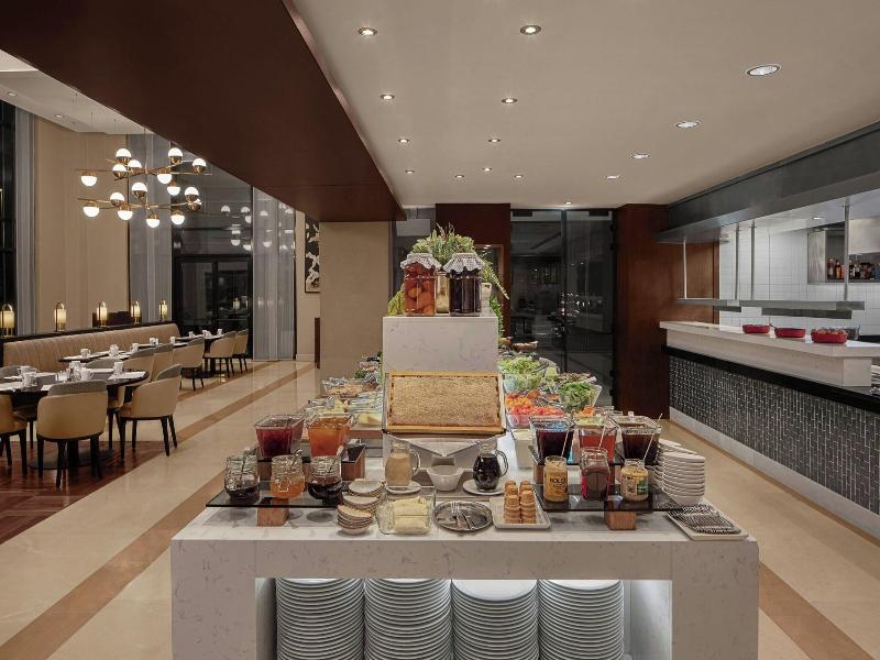 Sheraton Istanbul Levent image