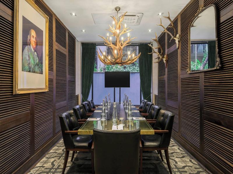 Protea Hotel Johannesburg Balalaika Sandton image