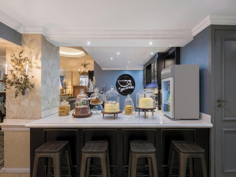 Protea Hotel Johannesburg Balalaika Sandton image
