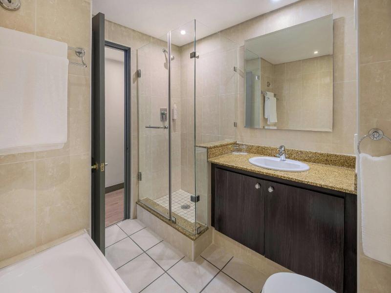 Protea Hotel Johannesburg Balalaika Sandton image