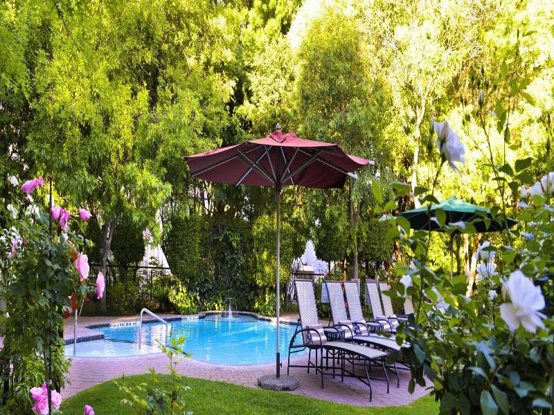 Protea Hotel Johannesburg Balalaika Sandton image