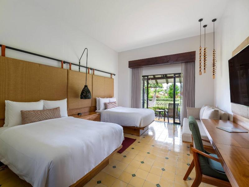 Los Suenos Marriott Ocean & Golf Resort image