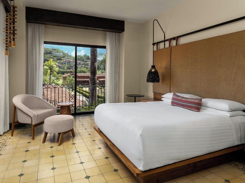 Los Suenos Marriott Ocean & Golf Resort image