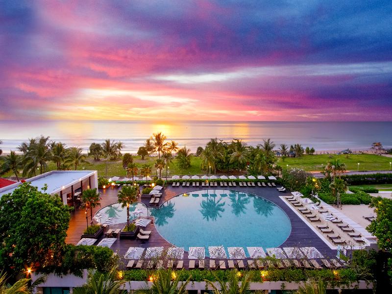 Pullman Phuket Karon Beach Resort image