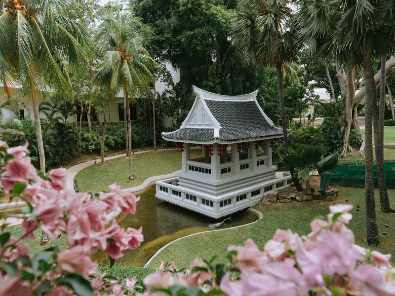 Pullman Phuket Karon Beach Resort image