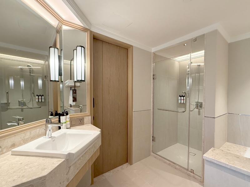 Pullman Phuket Karon Beach Resort image