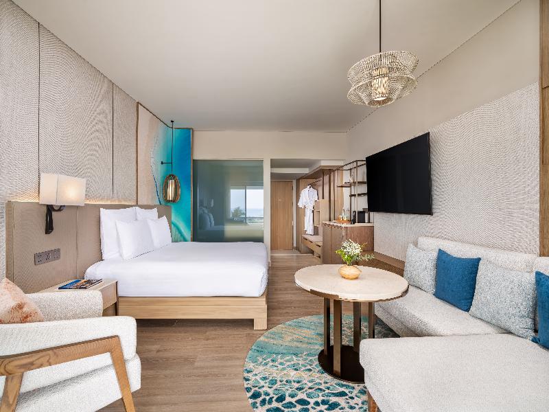 Pullman Phuket Karon Beach Resort image