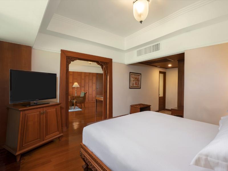 Pullman Phuket Karon Beach Resort image
