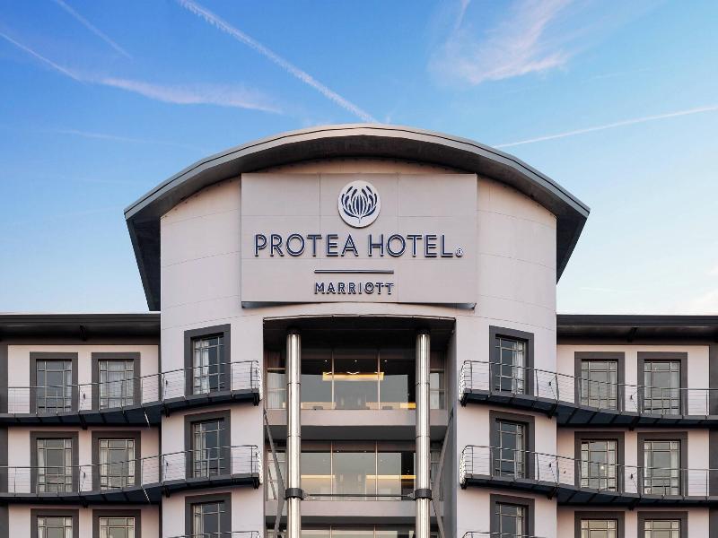 Protea Hotel Johannesburg Wanderers image