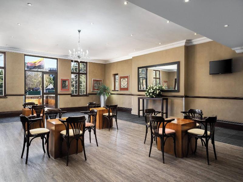 Protea Hotel Johannesburg Wanderers image