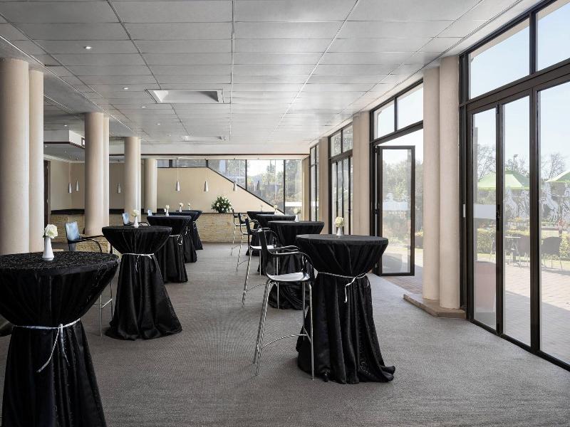 Protea Hotel Johannesburg Wanderers image