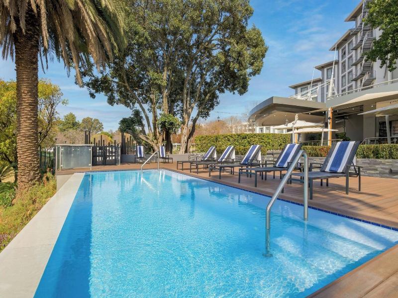 Protea Hotel Johannesburg Wanderers image