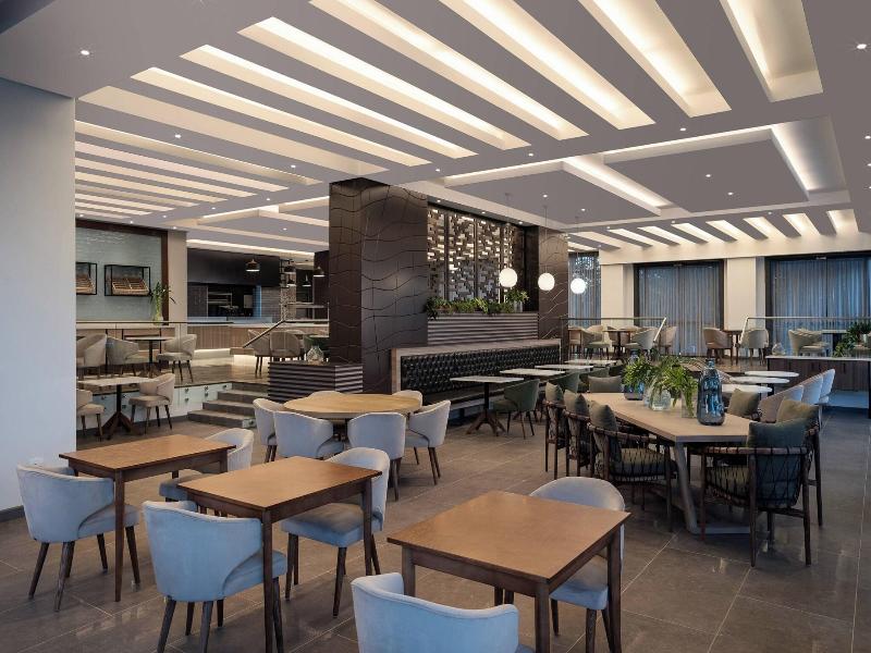 Protea Hotel Johannesburg Wanderers image