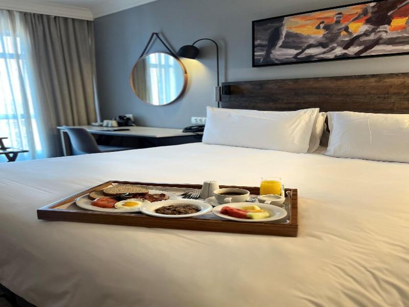Protea Hotel Johannesburg Wanderers image