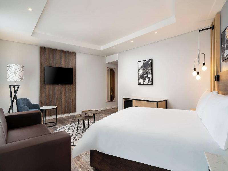 Protea Hotel Johannesburg Wanderers image