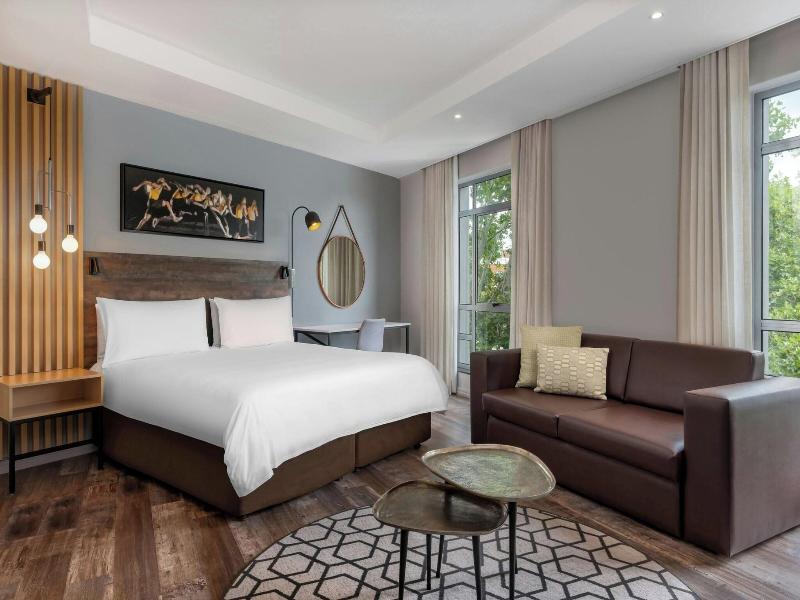 Protea Hotel Johannesburg Wanderers image