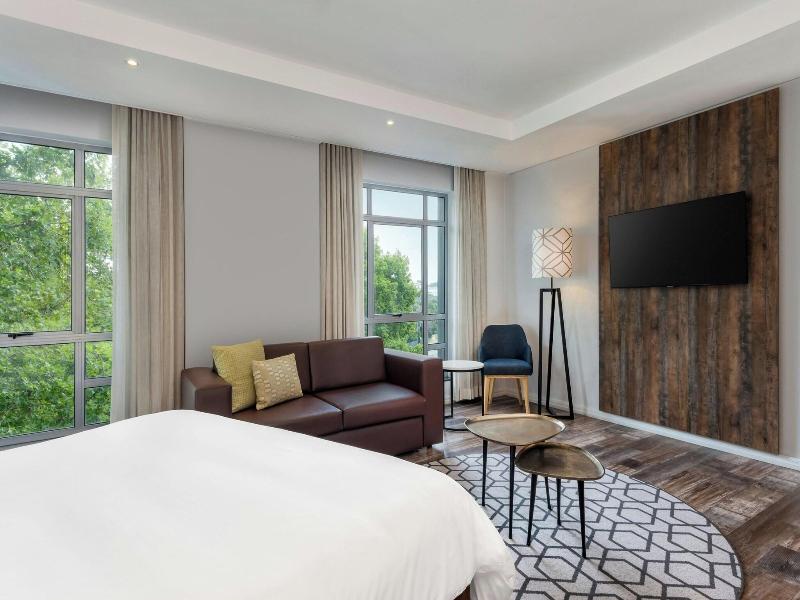 Protea Hotel Johannesburg Wanderers image