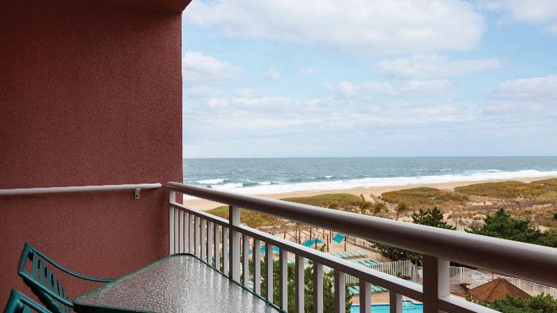 Holiday Inn Oceanfront Ocean City photo 12