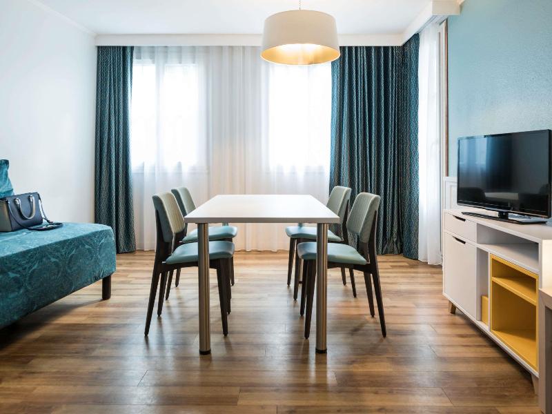 Aparthotel Adagio Paris Montmartre image