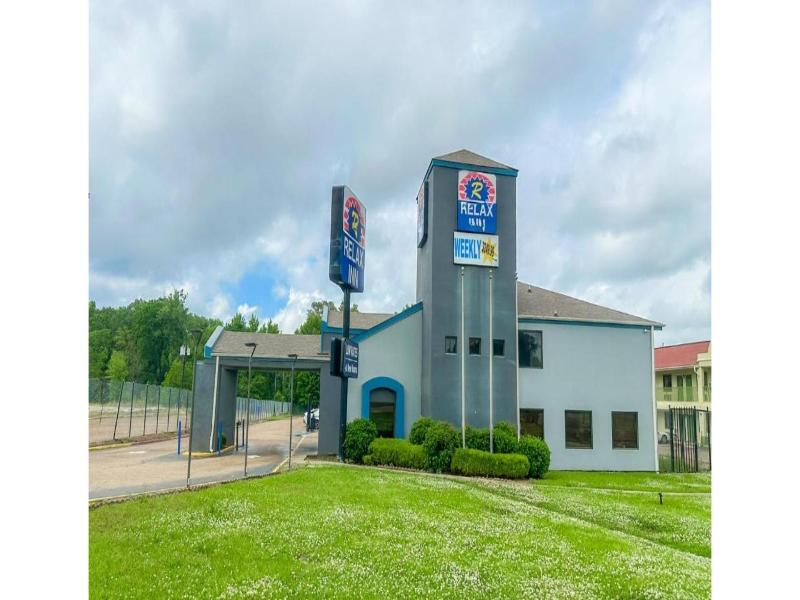 Relax Inn By Oyo Jackson MS Hwy 80/I-20 — general view