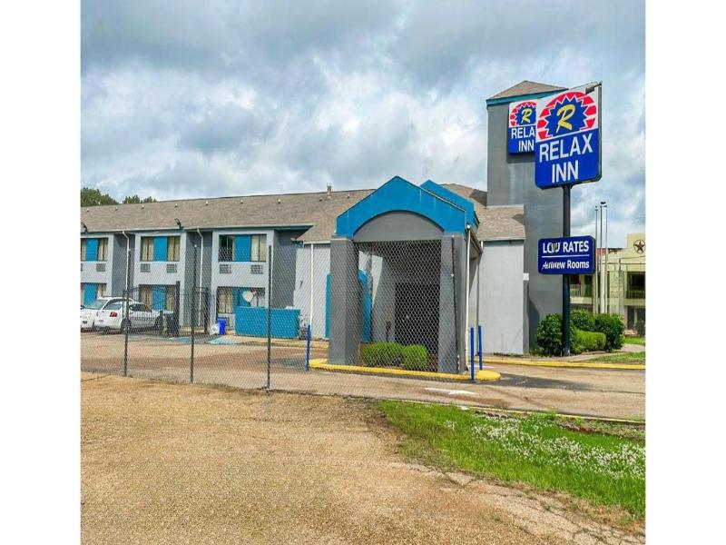 Relax Inn By Oyo Jackson MS Hwy 80/I-20 image