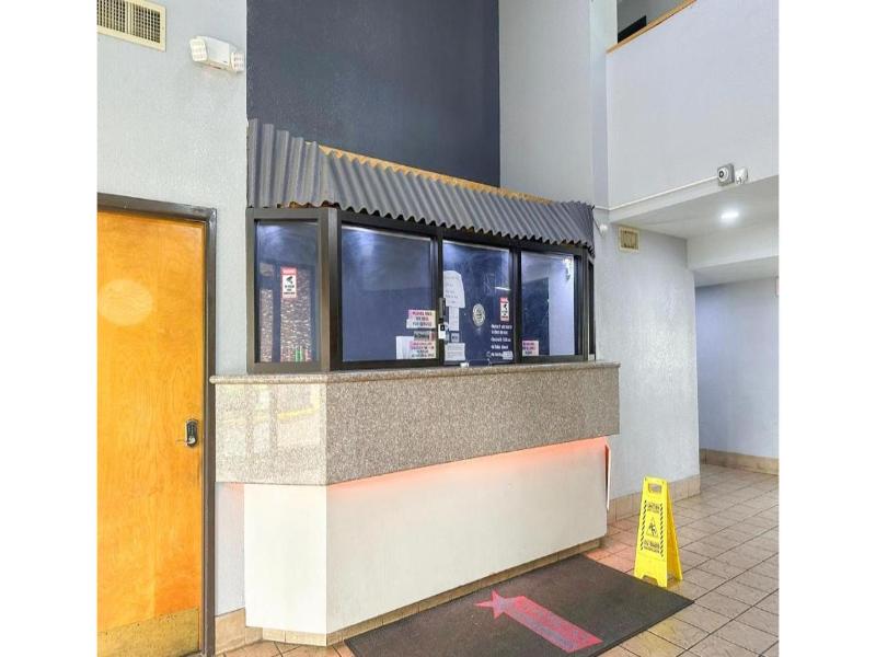 Relax Inn By Oyo Jackson MS Hwy 80/I-20 image