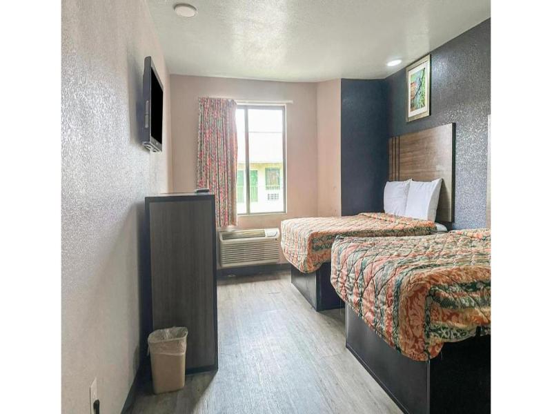 Relax Inn By Oyo Jackson MS Hwy 80/I-20 image