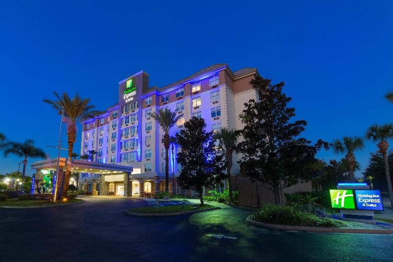 Holiday Inn Express & Suites S Lake Buena Vista image