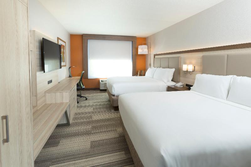 Holiday Inn Express & Suites S Lake Buena Vista image