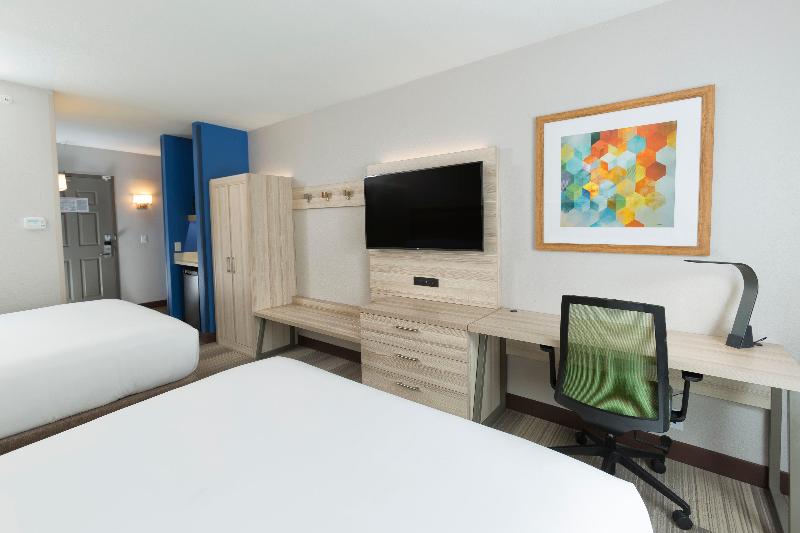 Holiday Inn Express & Suites S Lake Buena Vista image