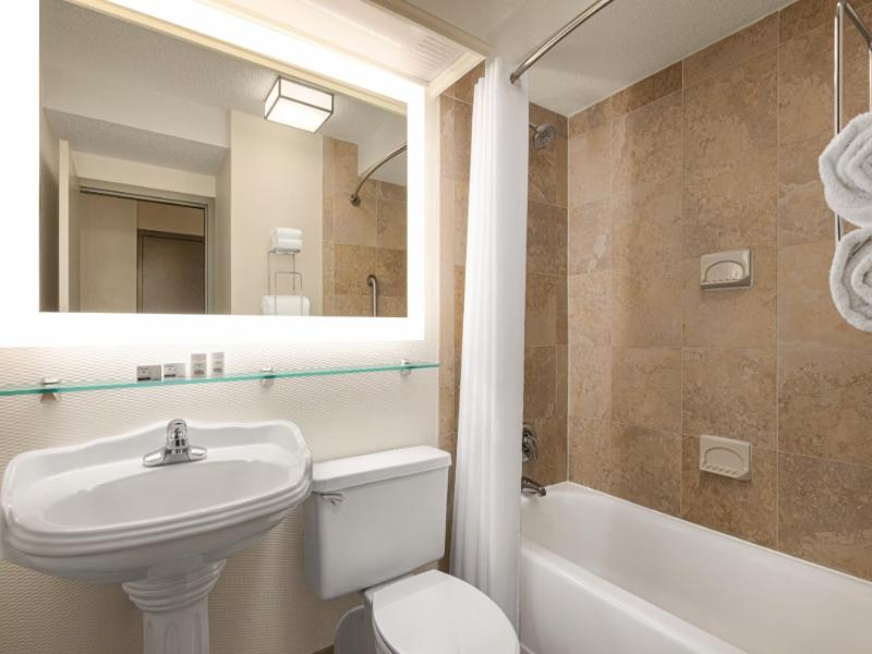 Holiday Inn Boston – Cambridge Area image