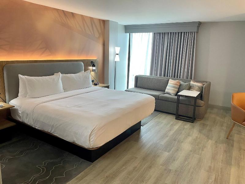 Houston Marriott North At Greenspoint image