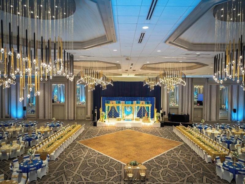 Renaissance Dallas Addison Hotel image