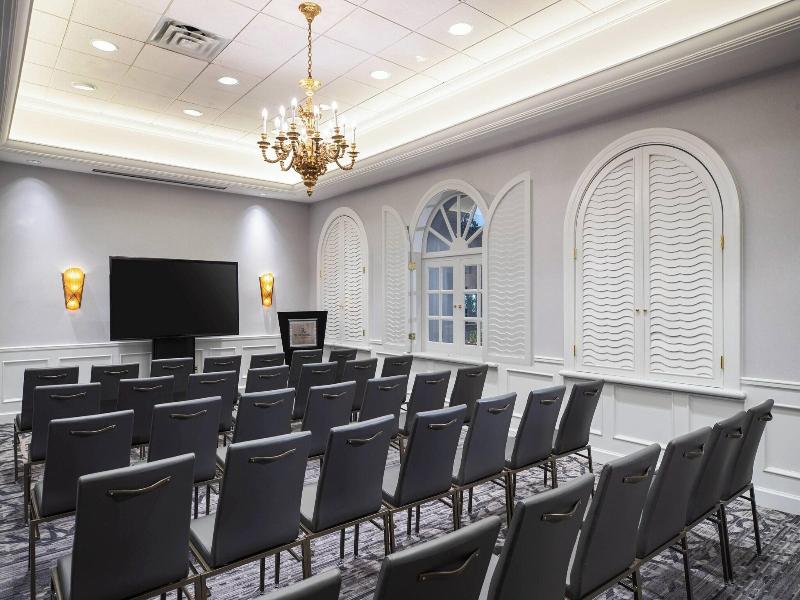 Renaissance Dallas Addison Hotel image
