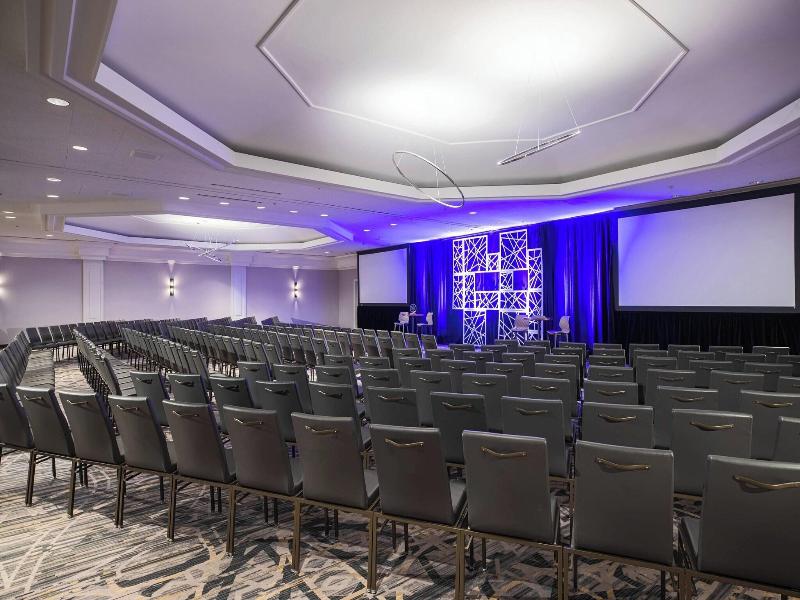 Renaissance Dallas Addison Hotel image