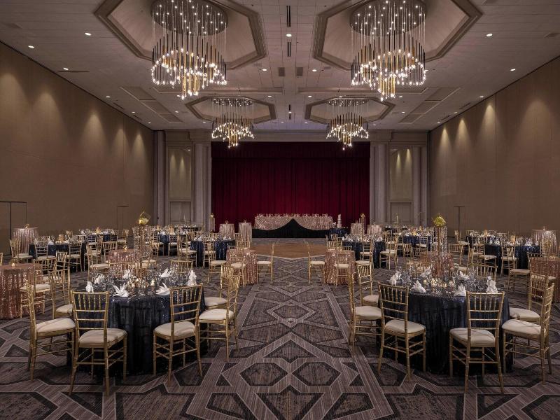 Renaissance Dallas Addison Hotel image