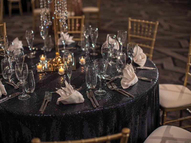 Renaissance Dallas Addison Hotel image