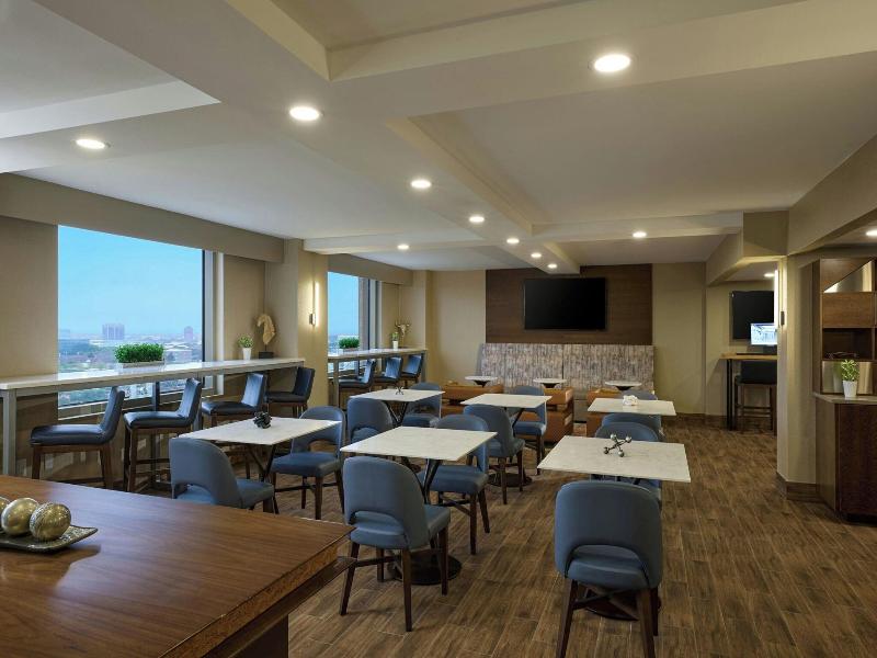 Renaissance Dallas Addison Hotel image
