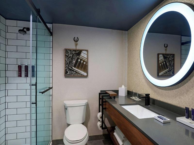 Renaissance Dallas Addison Hotel image