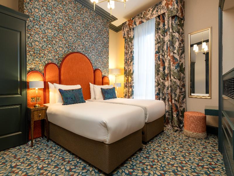 Trinity City Hotel image