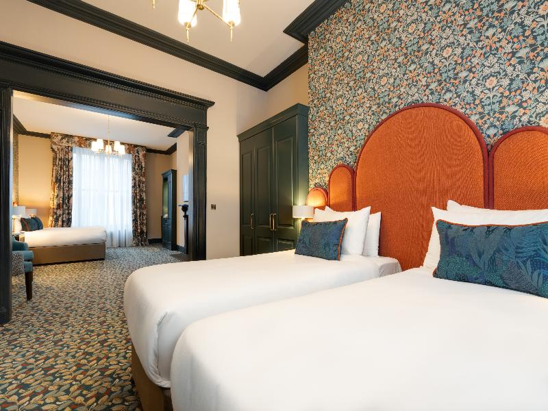 Trinity City Hotel image
