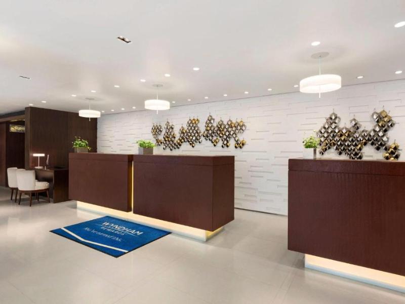 Ramada Colombo image