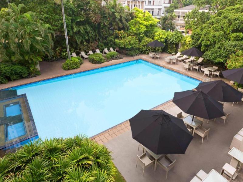 Ramada Colombo image